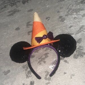 Walt Disney world parks Minnie Mouse Halloween Witch Ears
